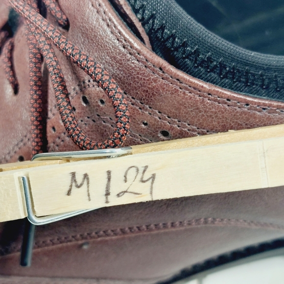 Cole Haan Holland Long Wing Brown Leather Lace Up Cordovan Oxfords M124 main image 4
